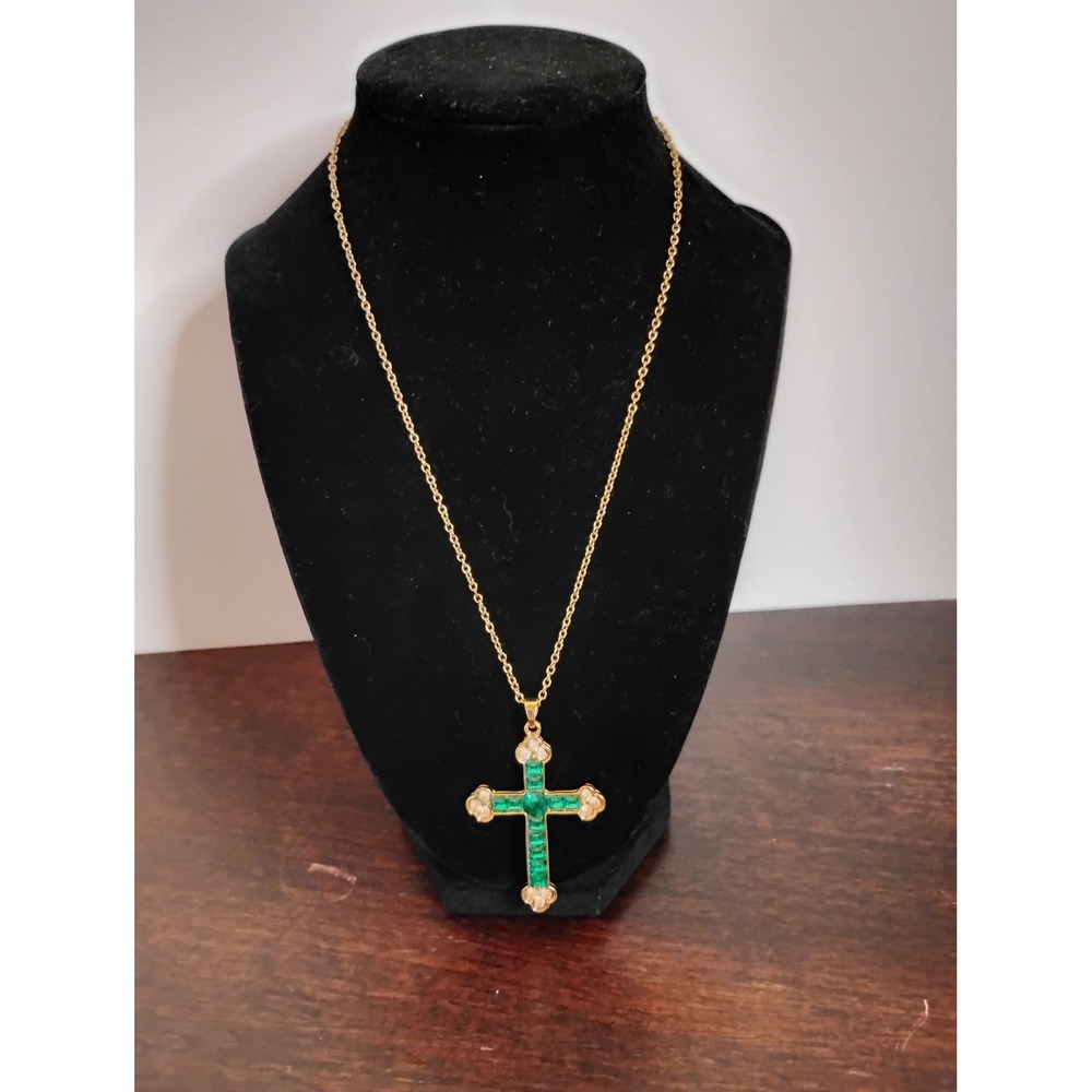 Gold‎ Tone Emerald Green Crystal Cross Pendant Necklace 18inch Religious Jewelry